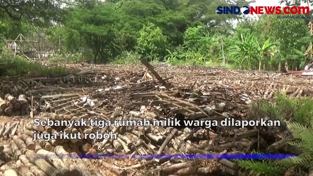 Diterjang Hujan dan Angin Kencang, 3 Rumah di Bojonegoro Roboh