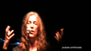 Patti Smith - This is the Girl