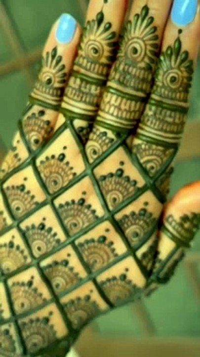 Back Side Mehndi Design