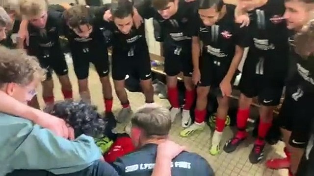 LE VICTORY SONG DE NOS U17M-D2 APRES LEUR SUCCES A STE FOY LES LYON !