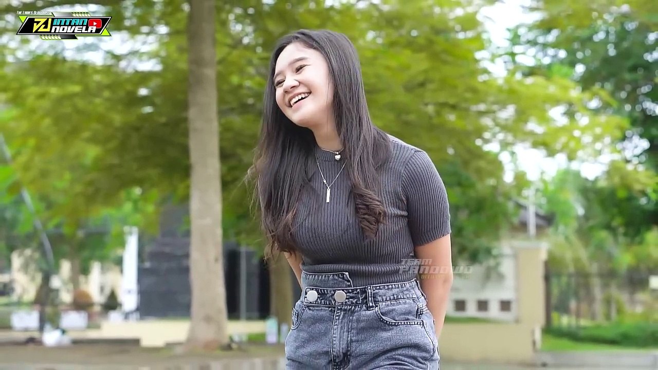 DJ CINTA MEMBAWA DERITA - YEYEN NOVITA - DJ INTAN NOVELA - Dj Minang Slow Bass Terbaru 2022