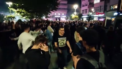 SPORTS Célébration exubérante de la victoire historique de Trabzonspor contre Fenerbahçe