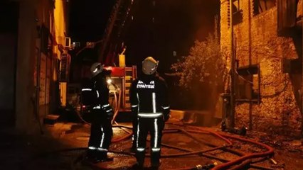 Antalya’da kullanılmayan 2 katlı yandı