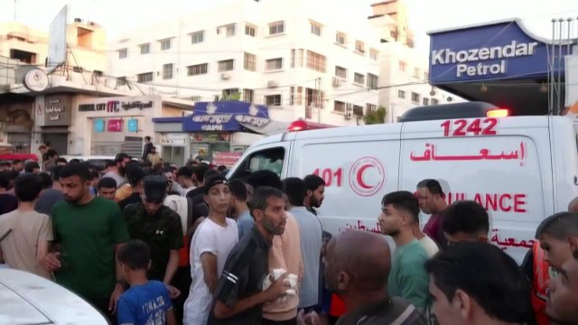 구급차 공격에 가자지구 외국인·중환자 대피 중단 / YTN