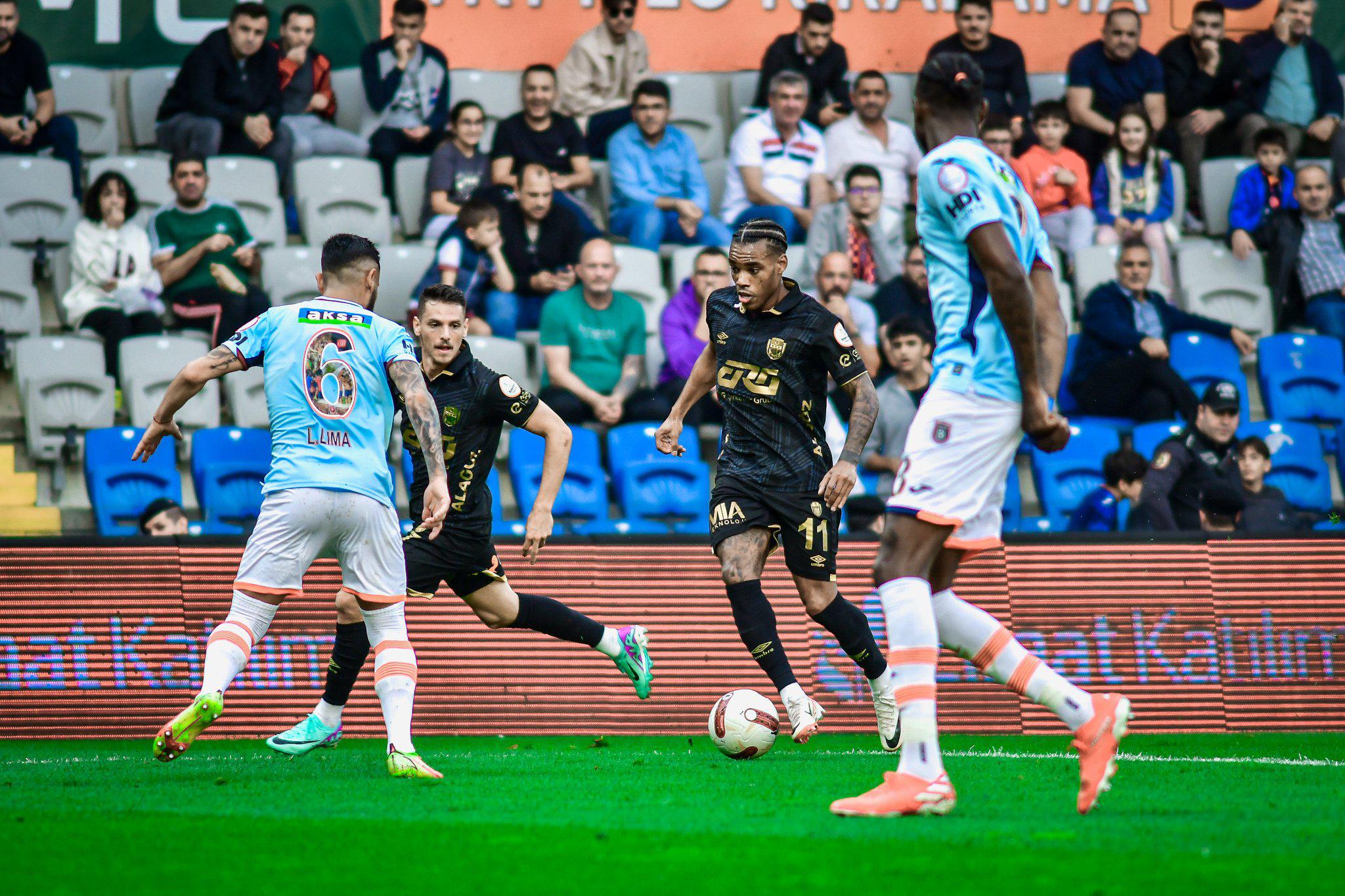 HL Süper Lig - Istanbul Basaksehir 3 - 3 Ankaragucu