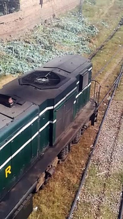 #loader train - video Dailymotion