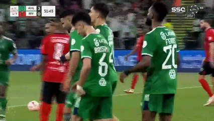 هدف رياض محرز في مرمى الرياض ( شاهد كونترول )