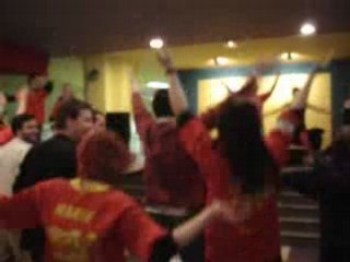 Qu'est-ce qu'il faut pas faire, pas vrai ma pauvre Lucette?