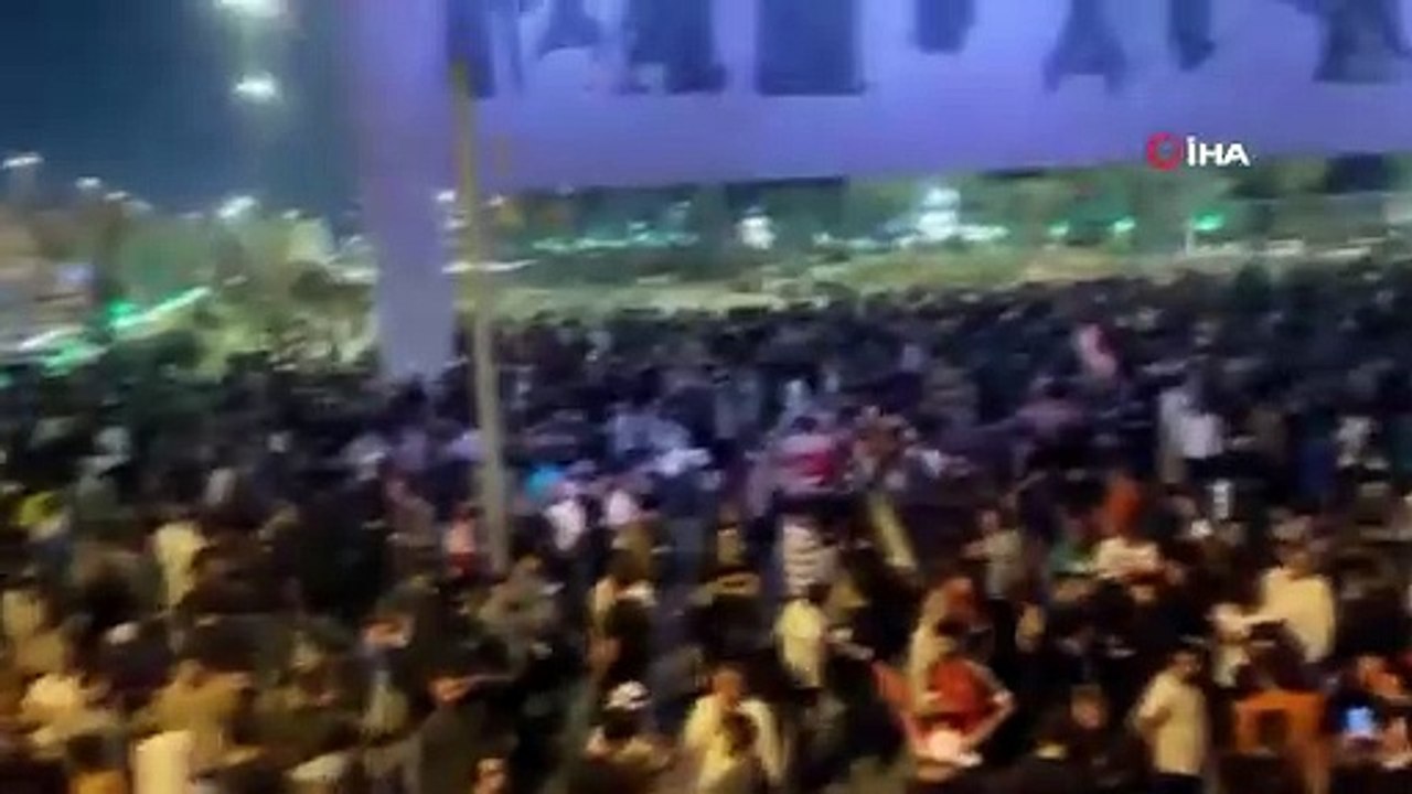 Irak'ta Sadr destekçileri Blinken'ın ziyaretini protesto etti