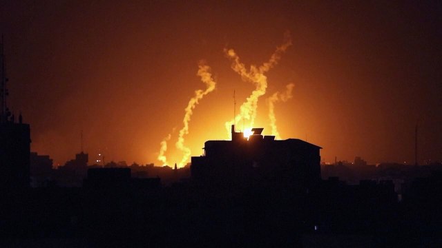 Hamas anuncia mais de 200 mortes em bombardeios noturnos israelenses em Gaza
