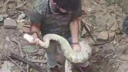 सुलतानपुर: कुएं के अंदर से आ रही थी आवाज... देखने पर लोगों के उड़ गए होश