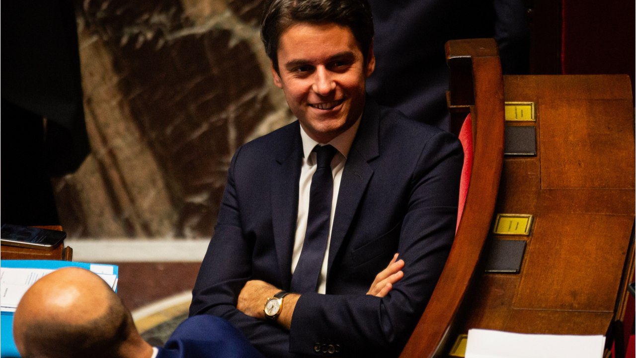 Gabriel Attal se livre sur son coming-out avant la mort de son père, "Papa, je suis tombé amoureux d’un garçon"