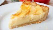 Tarta de manzana y crema pastelera, postre fácil y delicioso