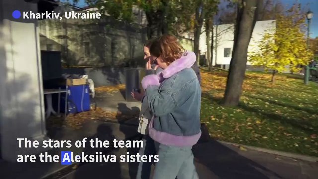 Ukrainian artistic swimming twins prep for Paris Olympics near front