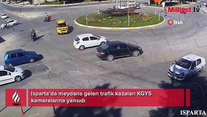 Isparta’da meydana gelen trafik kazaları KGYS kameralarına yansıdı