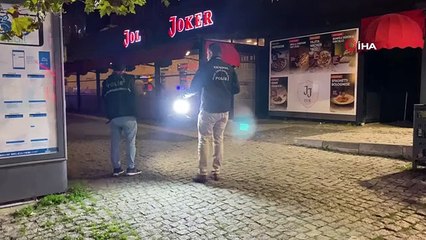 Ünlü şarkıcının sahne aldığı mekana silahlı saldırı