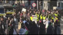 Tensioni e arresti a Londra tra polizia e manifestanti filo palestinesi