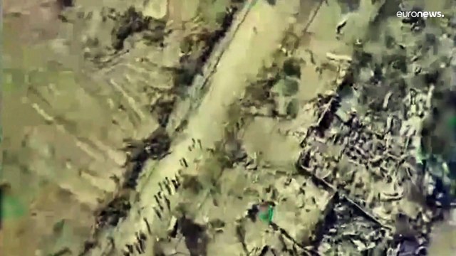 فيديو: الجيش الإسرائيلي ينشر مقاطع لنازحين في غزة يسيرون نحو جنوب القطاع بعد أمر الإخلاء