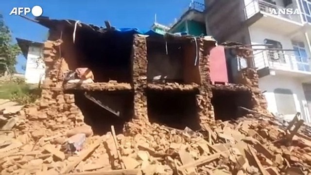 Terremoto in Nepal, oltre 130 morti e circa 150 feriti