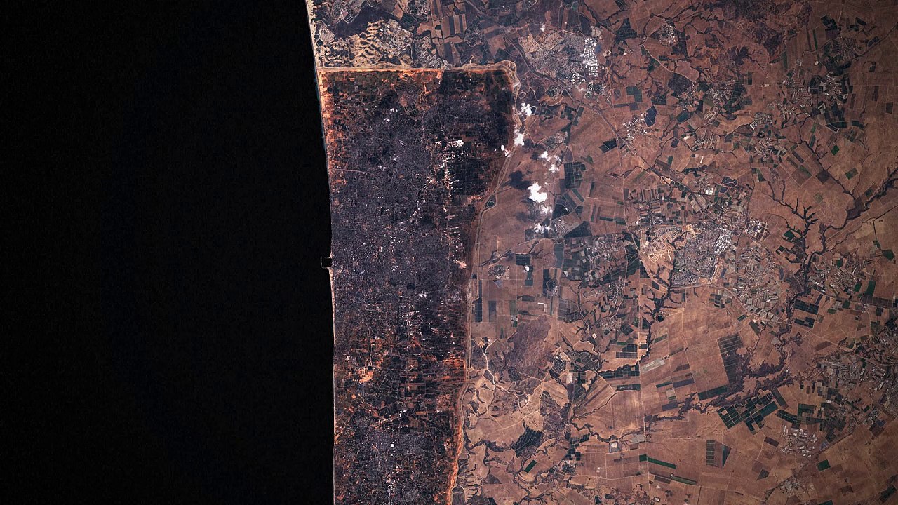 Mapa animado: video con dron de daños en el cam...