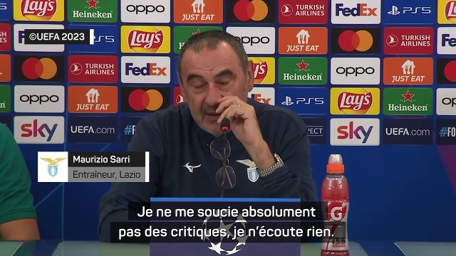 Sarri dément les rumeurs sur son départ en fin de saison