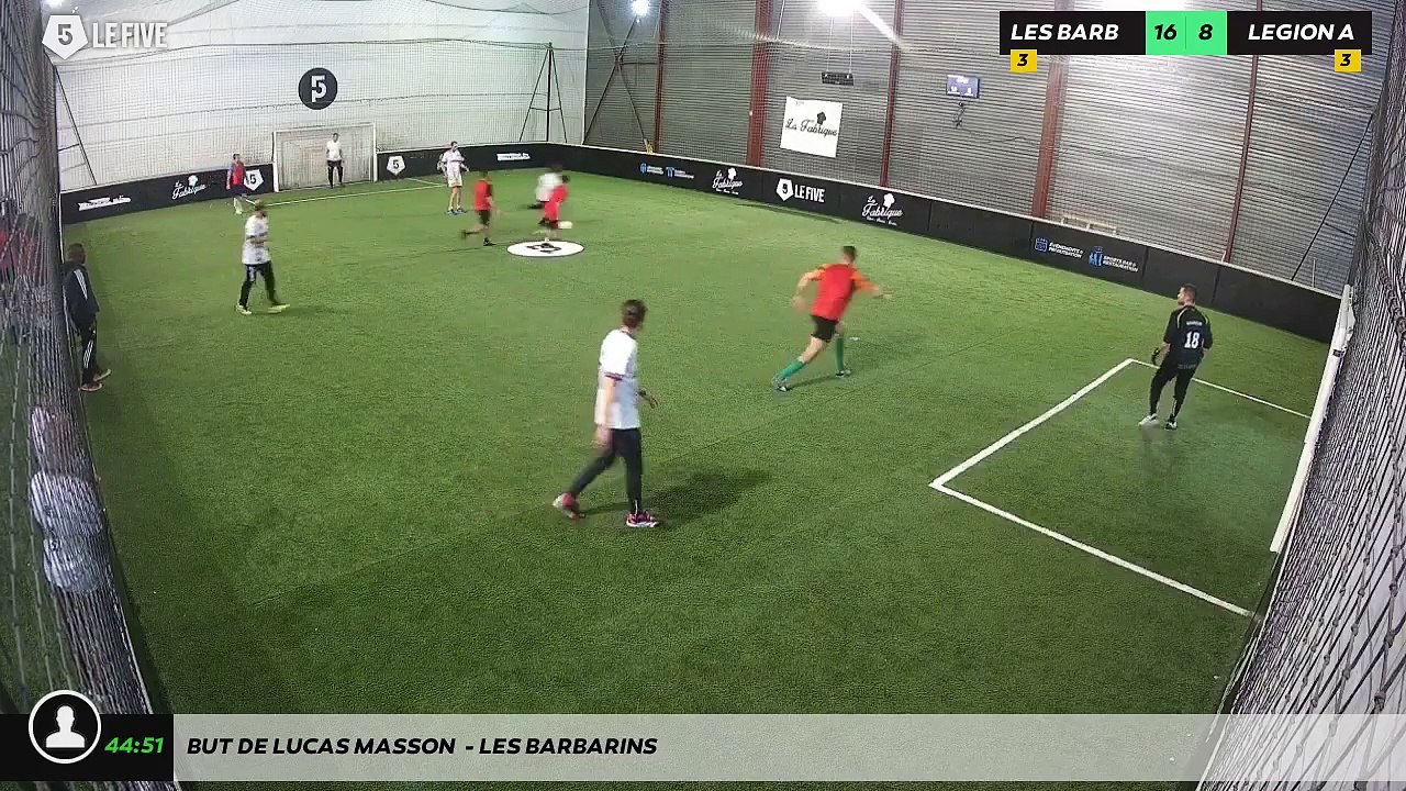 But de Lucas MASSON  - LES BARBARINS