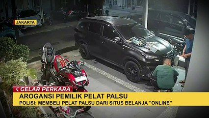 Скачать видео: Pengemudi Ugal-Ugalan di Penjaringan yang Gunakan Pelat Polisi Palsu Akhirnya Ditangkap!