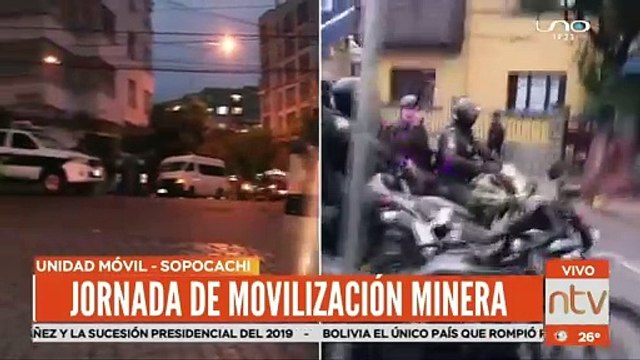 Policía dispersa a mineros y detiene a varias personas