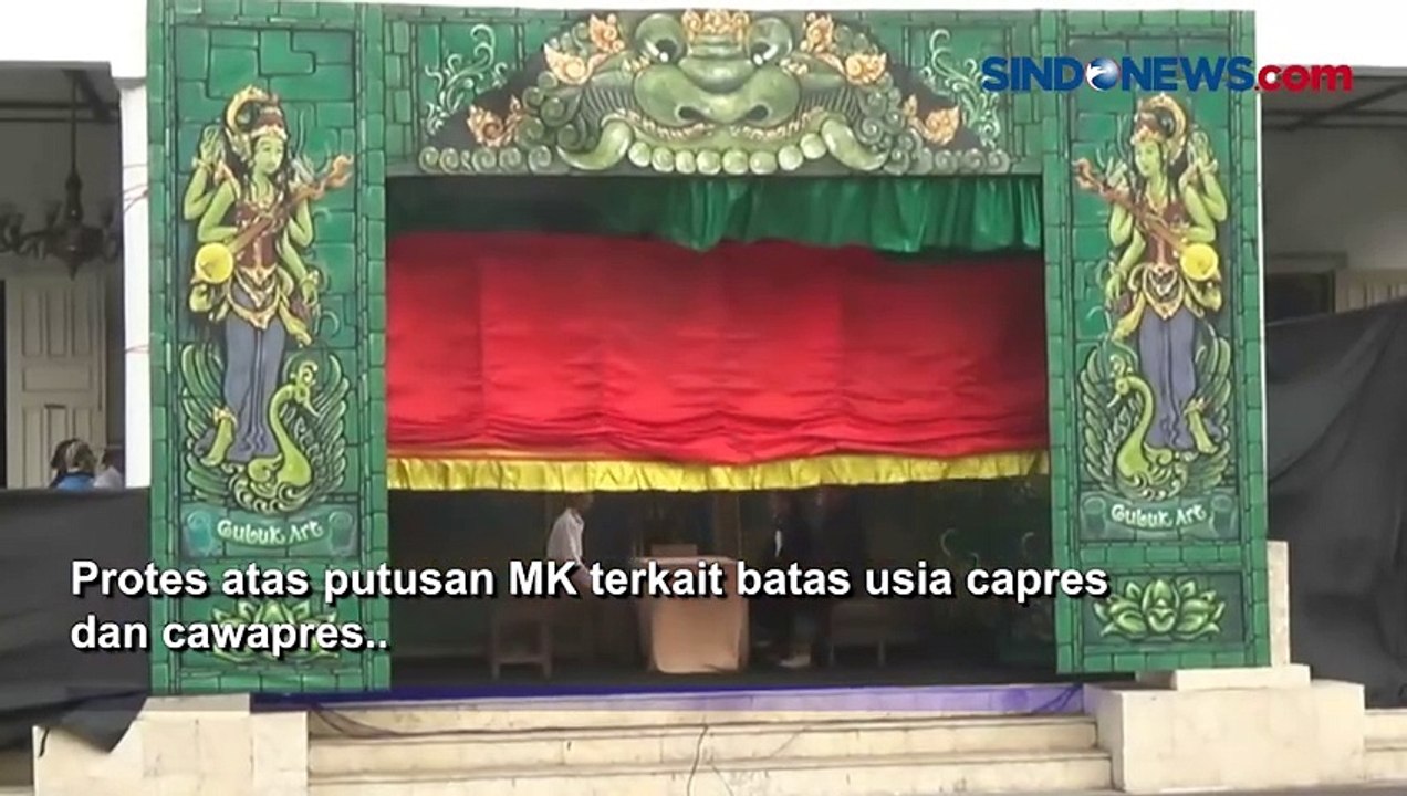 Seniman Yogya Gelar Pentas Ketoprak Tobong Mahkamah Kongkalikong