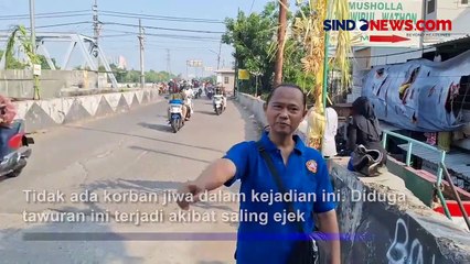 Download Video: Diduga Saling Ejek, 2 Kelompok Warga Tawuran di Bantaran Kali