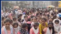 भोजपुर: परीक्षा नहीं होने से नाराज छात्राओं ने मचाया बबाल, सड़क जाम कर की तोड़फोड़