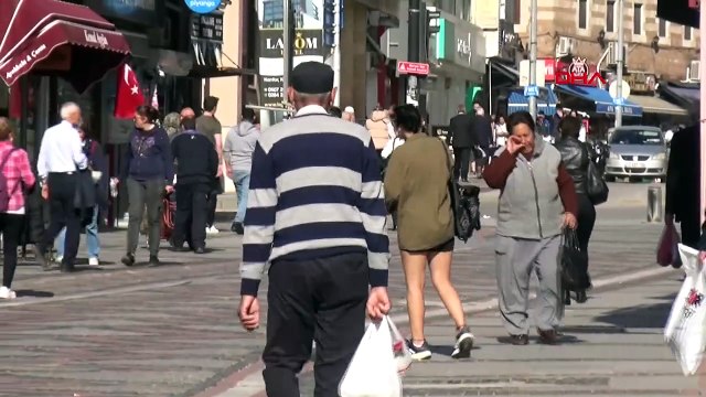 EDİRNE'DE ECZANELERDE BULGAR VE YUNAN TURİST YOĞUNLUĞU