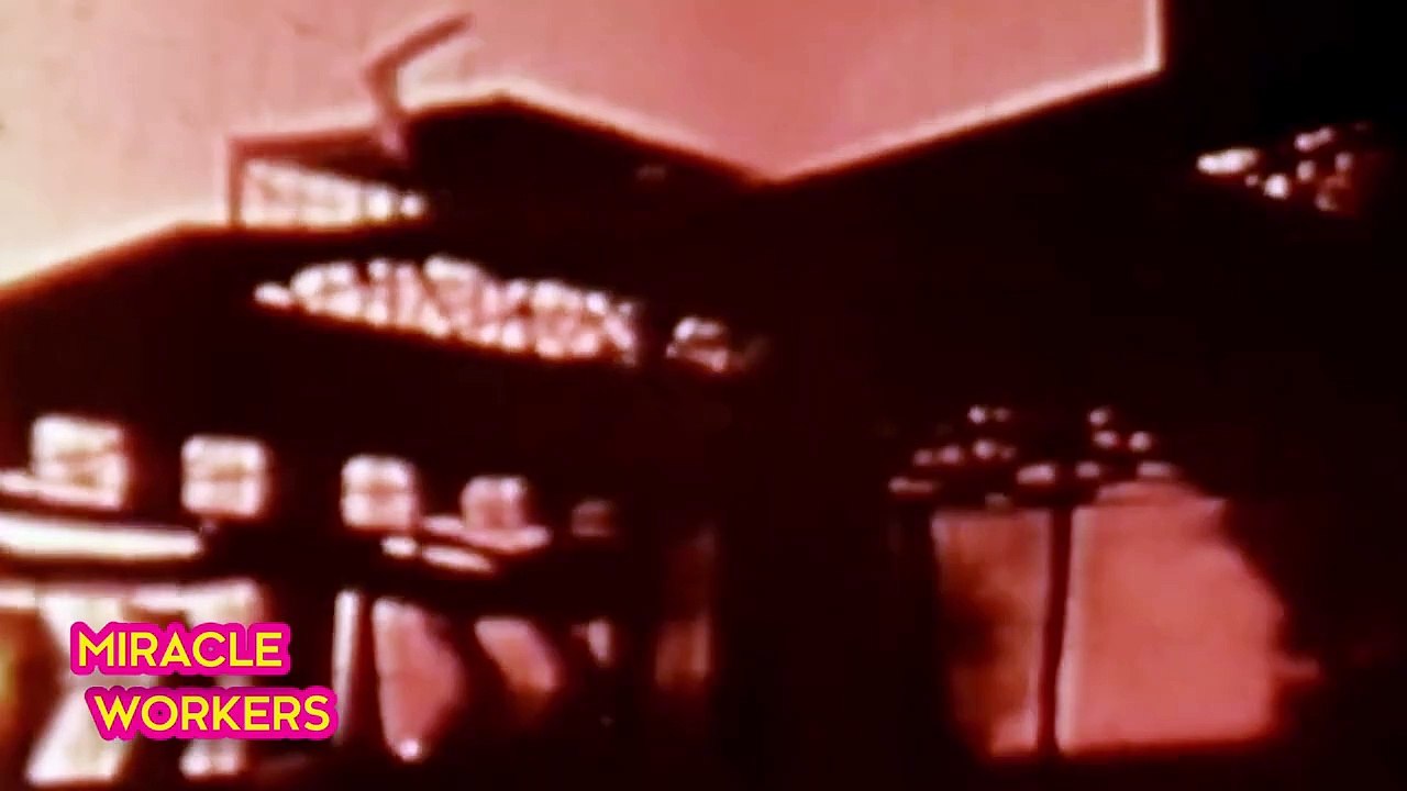 Miracle Workers - staffel 4 Trailer DF