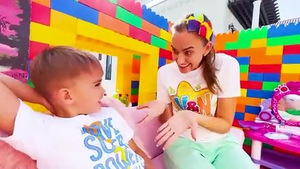 Vlad and Niki Best one