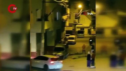 Komşular arasındaki gürültü kavgası sokağı karıştırdı