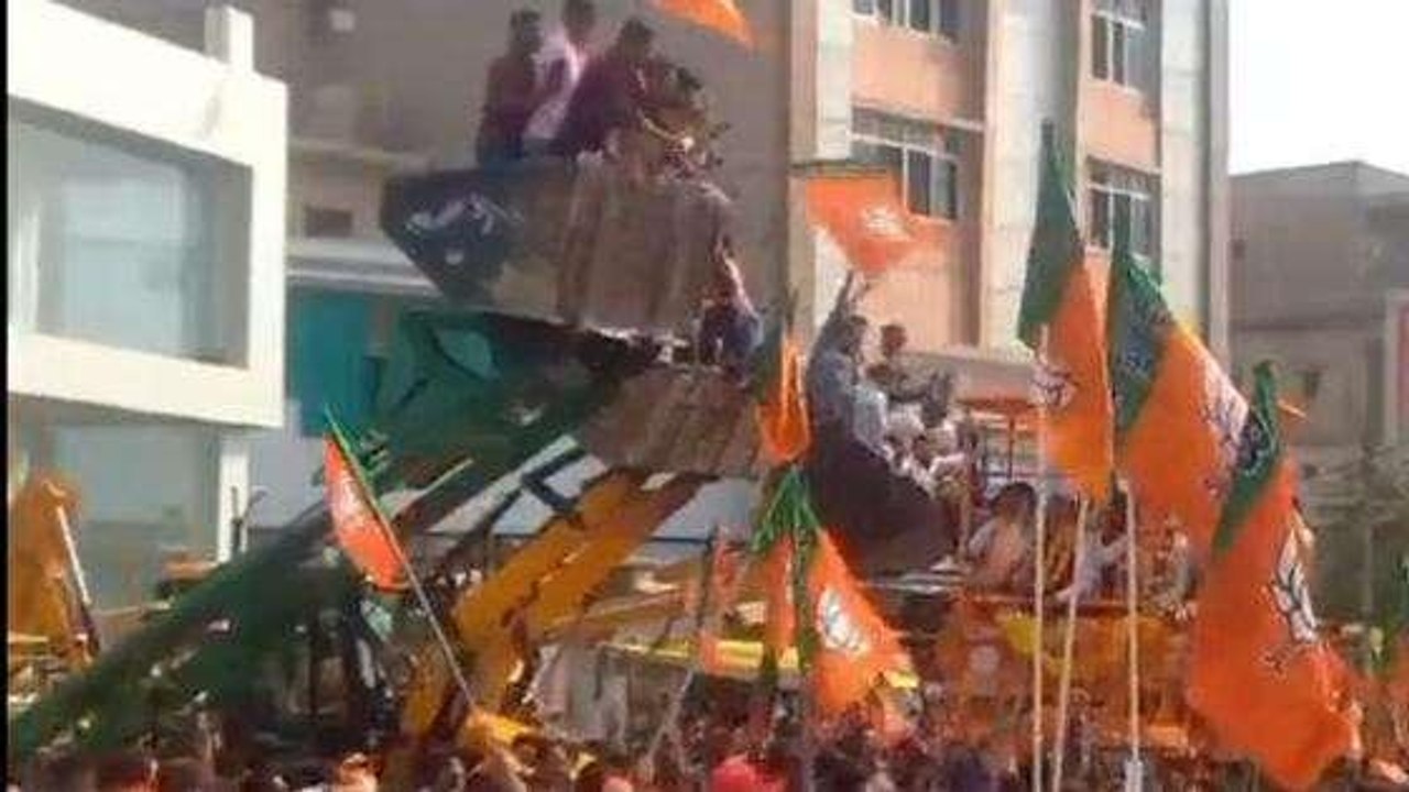 सागर: केंद्रीय मंत्री अनुराग ठाकुर का दौरा,BJP प्रत्याशी के समर्थन में किया रोड शो