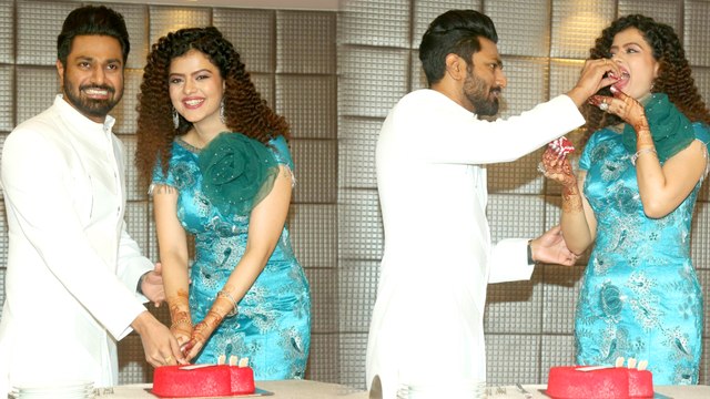 Palak Muchhal और Mithoon ने शादी की पहली एनिवर्सरी को किया सेलीब्रेट