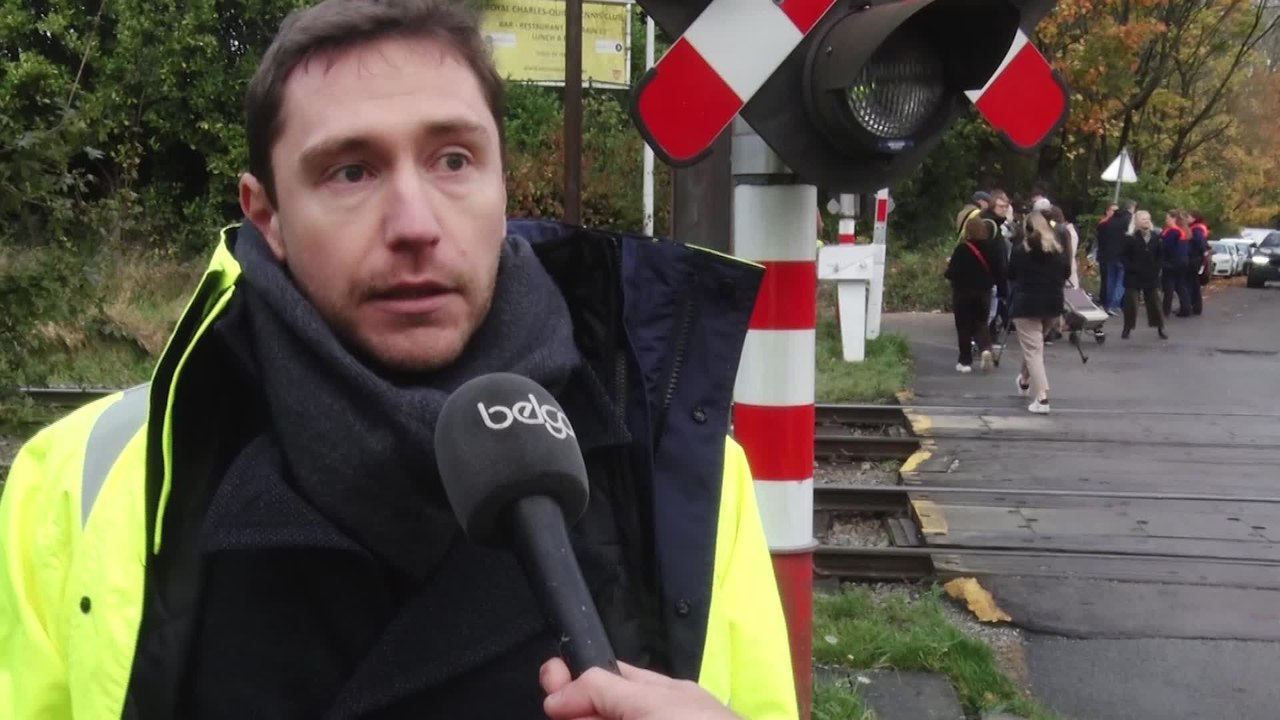 Passages à niveau : un nouveau système pour empêcher les franchissements