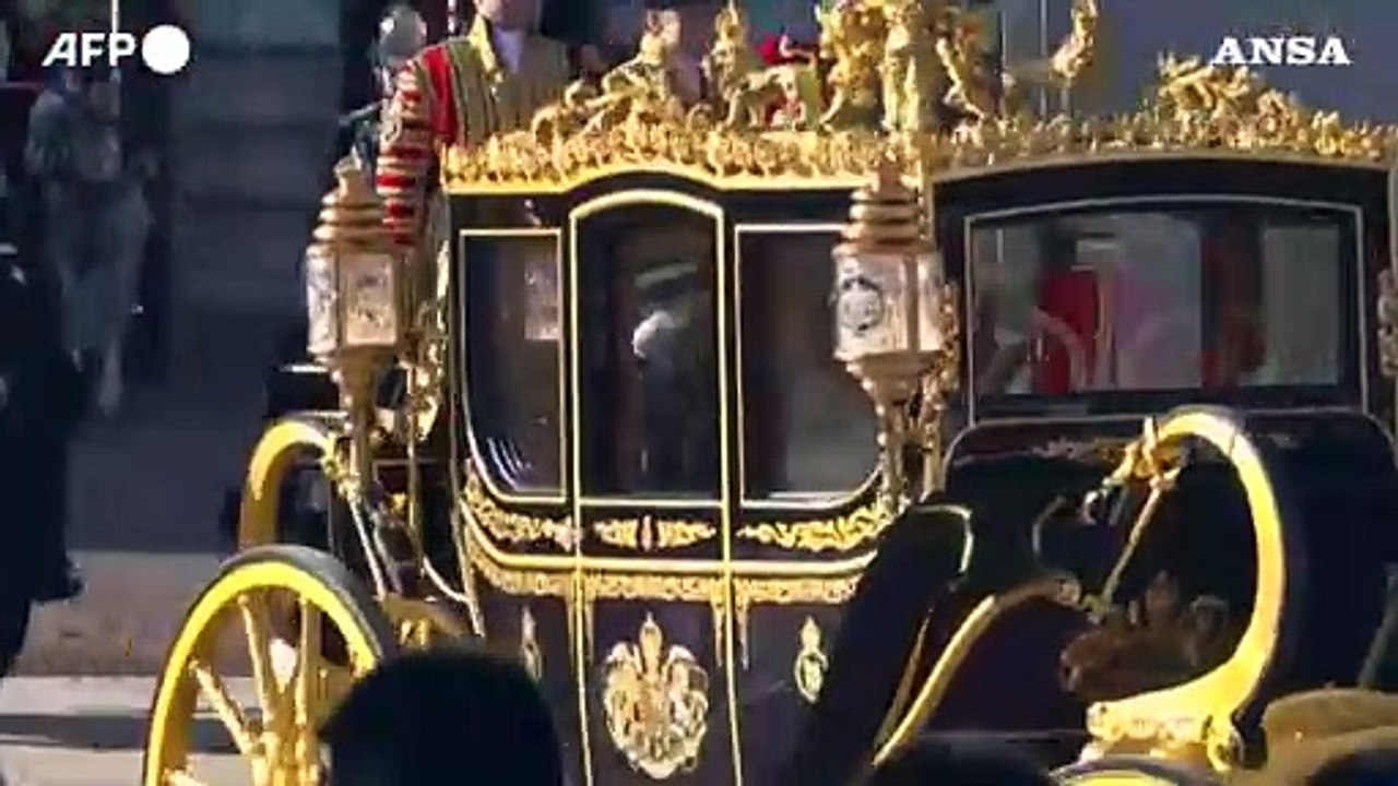 Carlo III a Westminster per il suo primo King's Speech