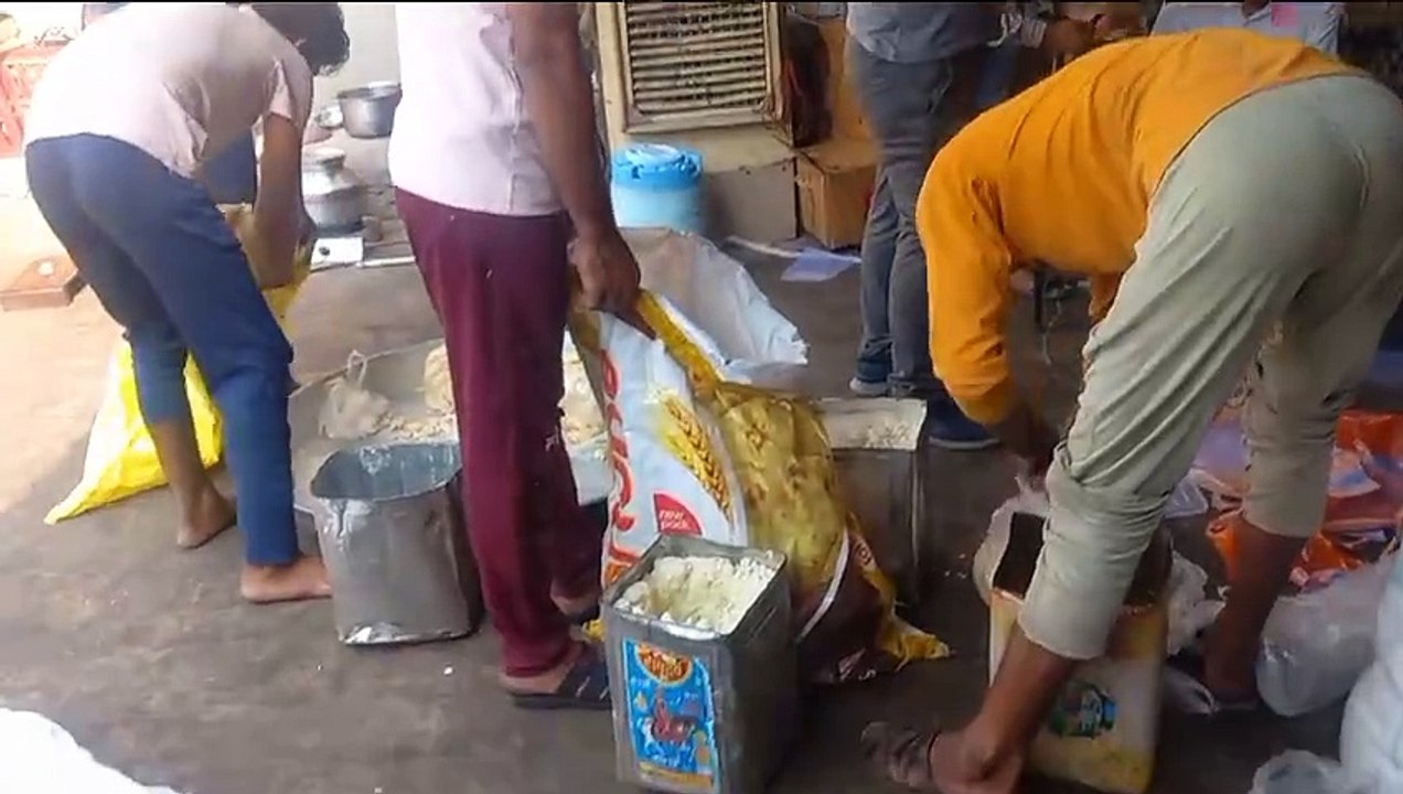 दो क्विंटल मिलावटी मावा और एक क्विंटल मिल्क केक...
