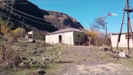 Öğretmen kızları Ardahan'ın Posof ilçesine atanan çift, atalarının sürgün edildiği köye gittiler