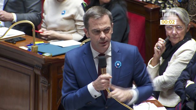 Le président de votre parti refuse de reconnaître que le fondateur de votre parti, le Front national, a été condamné pour antisémitisme : Olivier Véran répond à Jean-Philippe Tanguy à l'Assemblée