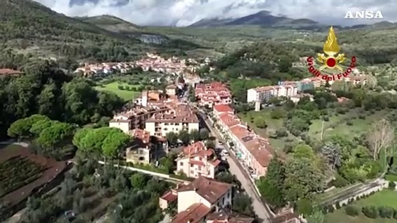 Maltempo in Toscana, la ricognizione aerea a Prato, nella frazione di Figline