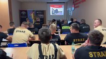 Strażacy z Włocławka przeszli szkolenie - Jak ugasić auto hybrydowe i elektryczne