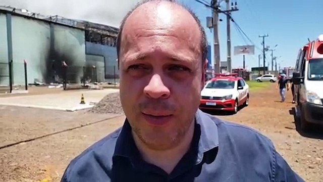 Gerente de empresa destruída por incêndio fala sobre início das chamas, histórico da firma e próximos passos a serem adotados
