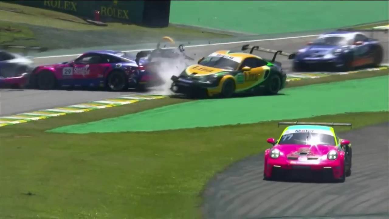 Porsche Carrera Cup Brasil Interlagos 3 Race 1 Mello Sousa Junior Big Crash