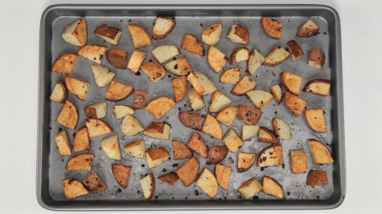 How to Bake Crisp Roasted Potatoes