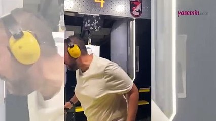 Ata Demirer'den Hollywood yıldızına videolu gönderme!