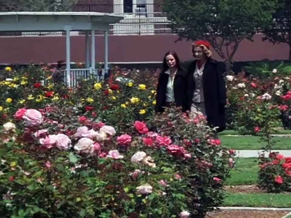 My Little Assassin 1999 Español Latino - Fidel Castro Amores y Traiciones