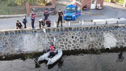 Kayıp öğretmenin cesedi derede bulundu